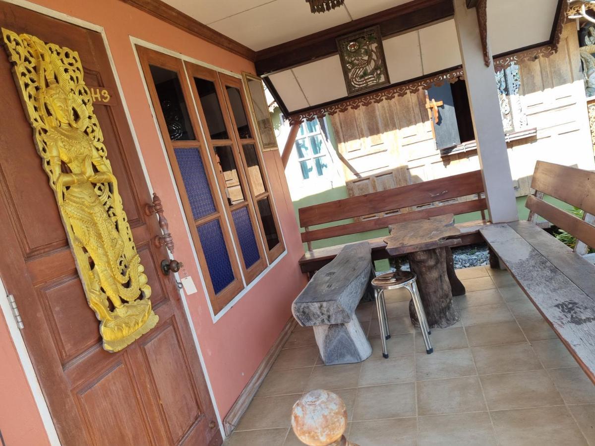 Hello Sichang Bungalow Ko Si Chang Bagian luar foto