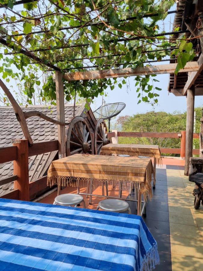 Hello Sichang Bungalow Ko Si Chang Bagian luar foto