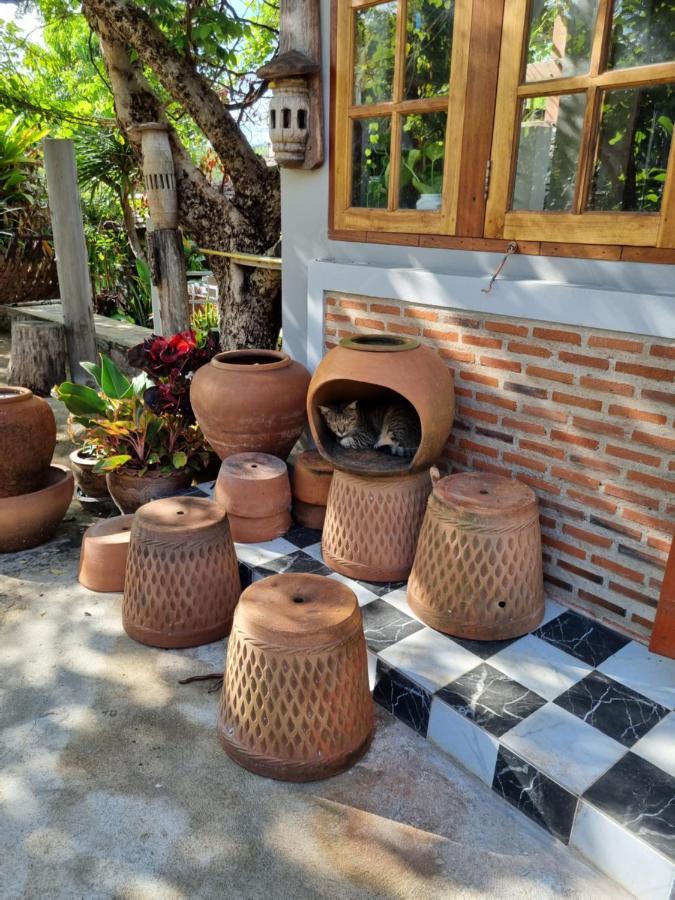 Hello Sichang Bungalow Ko Si Chang Bagian luar foto